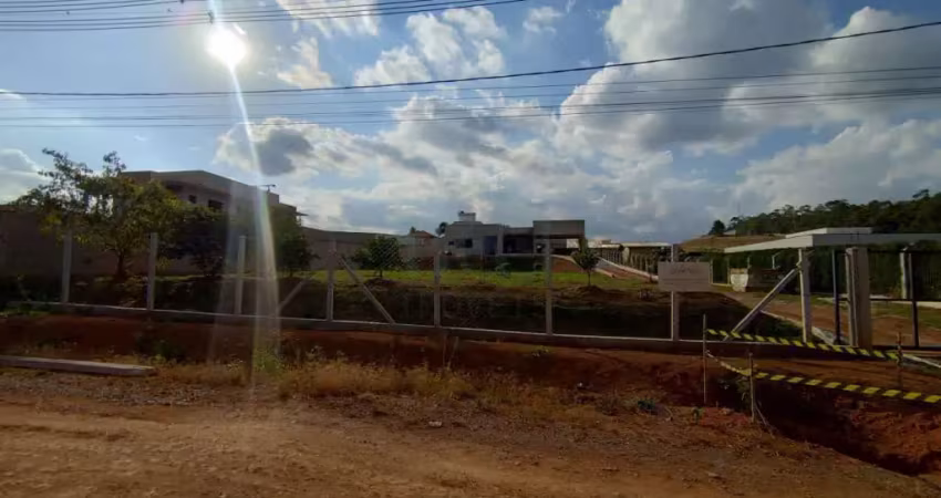 Casa em condomínio fechado com 3 quartos à venda no Residencial e Industrial Campo Alegre, Poços de Caldas 