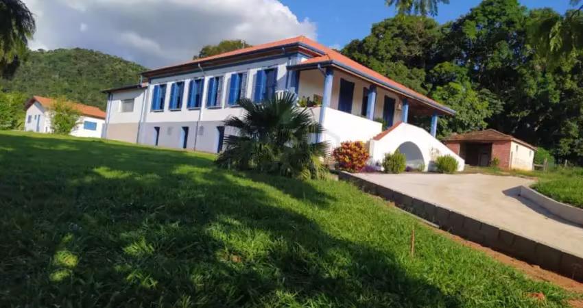 Fazenda à venda no Jardim Doutor Beca, Tapiratiba 