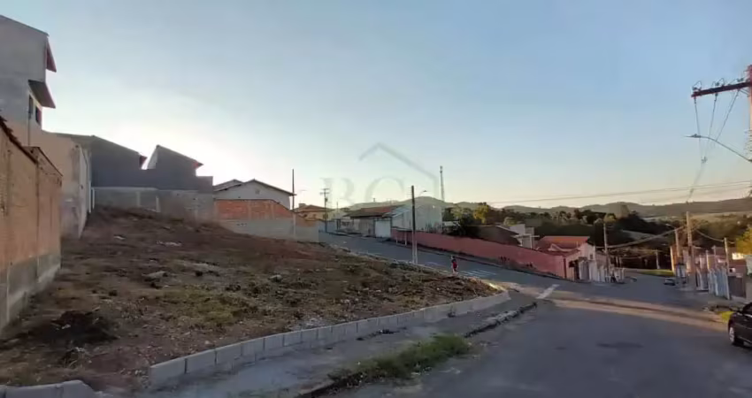 Terreno à venda no Jardim Itamaraty III, Poços de Caldas 