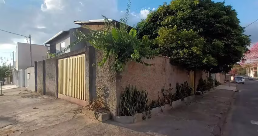 Casa comercial à venda no Jardim Kennedy, Poços de Caldas 