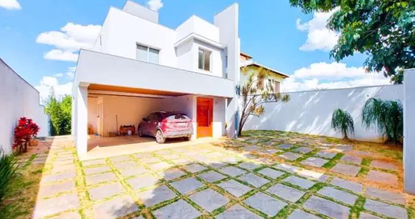 Casa com 4 quartos à venda em Braúnas, Belo Horizonte 