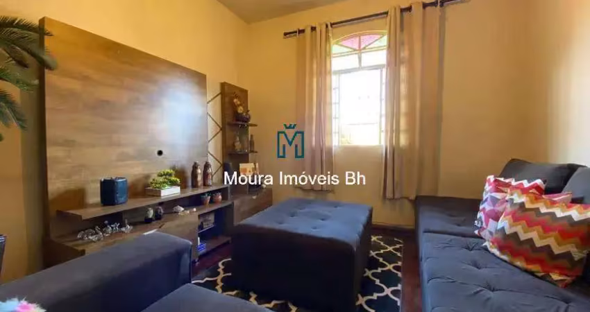 Casa com 3 quartos à venda no Rio Branco, Belo Horizonte 