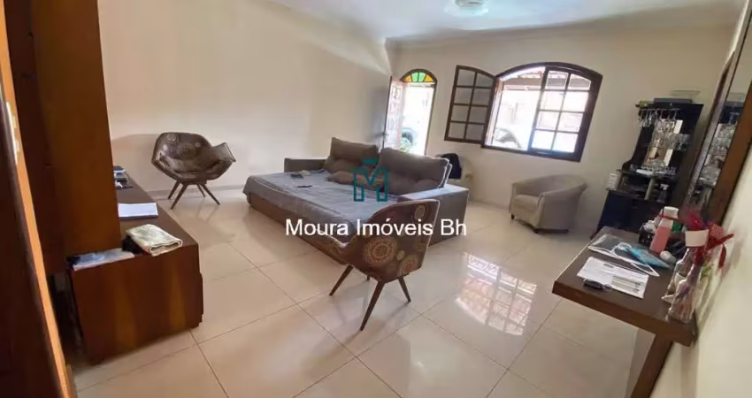 1 casa e 2 apartamentos em lote de 360 metros no bairro etelvina carneiro.