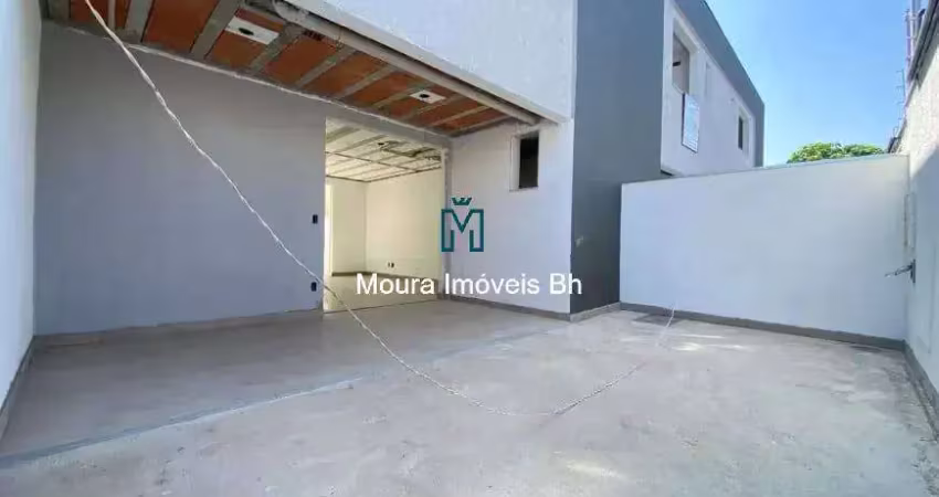 Casa geminada duplex à venda no bairro candelária