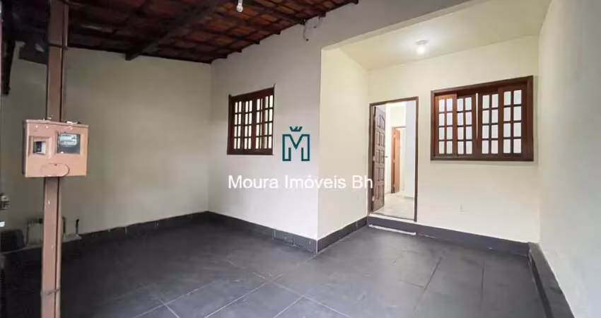 Casa individual 3 quartos, 1 suíte, 1 vaga no bairro canaã