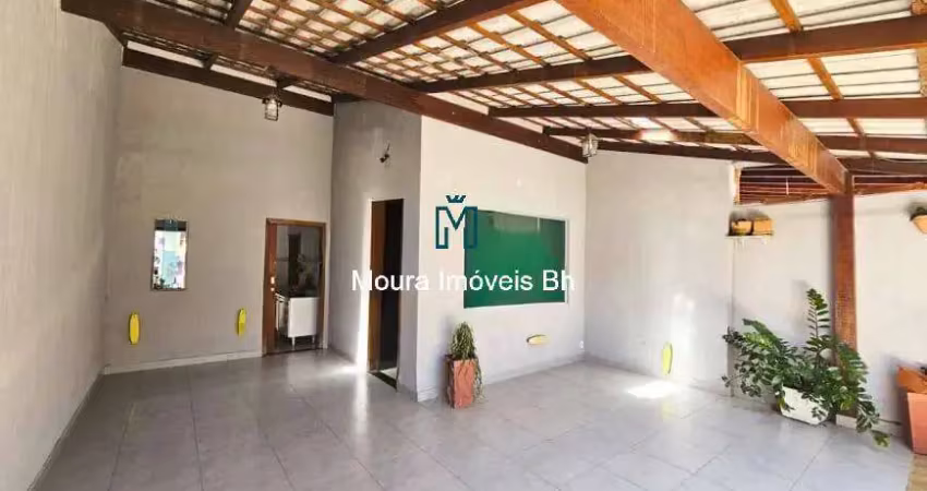 Casa com 3 quartos e 2 banheiros à venda no bairro planalto