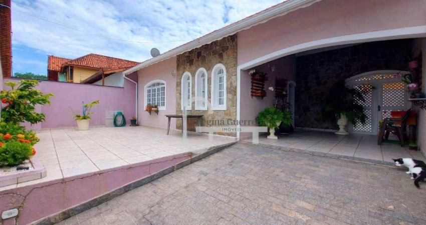Casa com 3 dormitórios à venda, 139 m² por R$ 530.000,00 - Balneário Stella Maris - Peruíbe/SP