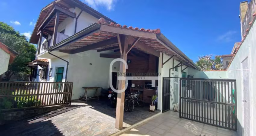 Casa com 2 dormitórios à venda, 98 m² por R$ 460.000,00 - Arpoador - Peruíbe/SP