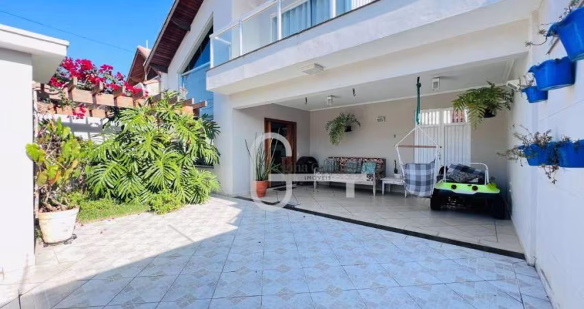 Casa com 4 dormitórios à venda, 192 m² por R$ 850.000,00 - Balneario Samburá - Peruíbe/SP