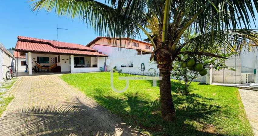 Casa com 2 dormitórios à venda, 134 m² por R$ 420.000,00 - Estância Balneária Maria Helena Novaes - Peruíbe/SP