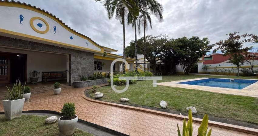 Casa com 5 dormitórios à venda, 511 m² por R$ 2.190.000,00 - Centro - Peruíbe/SP