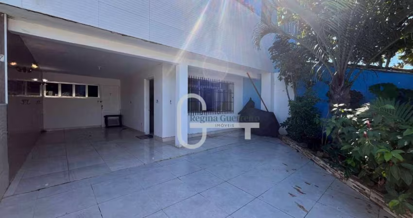 Casa com 6 dormitórios à venda, 186 m² por R$ 680.000,00 - Balneário Stella Maris - Peruíbe/SP