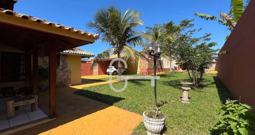 Casa com 4 dormitórios à venda, 273 m² por R$ 740.000,00 - Jardim Icaraiba - Peruíbe/SP