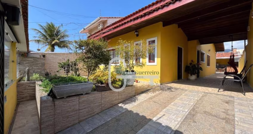 Casa com 3 dormitórios à venda, 149 m² por R$ 680.000,00 - Jardim Barra de Jangada - Peruíbe/SP