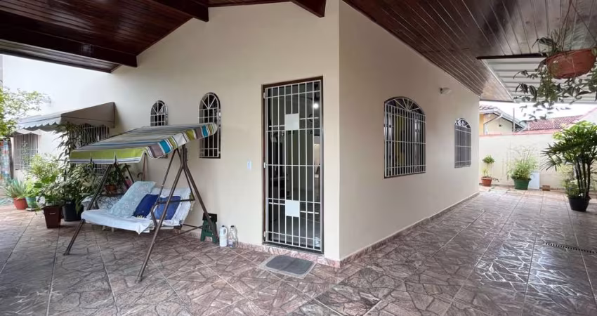 Casa com 2 dormitórios à venda, 97 m² por R$ 430.000,00 - Jardim Ribamar - Peruíbe/SP