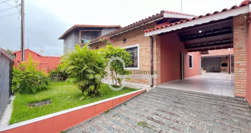 Casa com 3 dormitórios à venda, 124 m² por R$ 600.000,00 - Balneário Três Marias - Peruíbe/SP