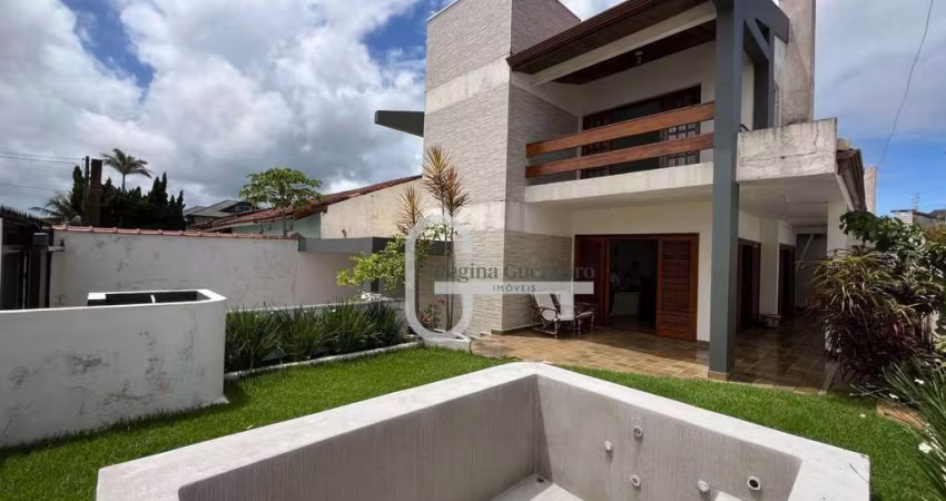 Casa com 3 dormitórios à venda, 220 m² por R$ 1.100.000,00 - Cidade Nova Peruibe - Peruíbe/SP