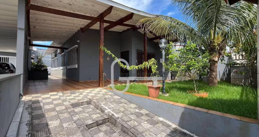 Casa com 4 dormitórios à venda, 229 m² por R$ 690.000,00 - Jardim Imperador - Peruíbe/SP