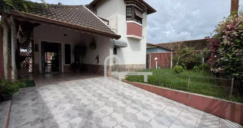 Casa com 3 dormitórios à venda, 183 m² por R$ 650.000,00 - Estância Balneária Maria Helena Novaes - Peruíbe/SP