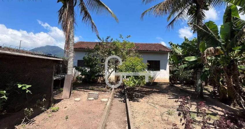 Casa com 1 dormitório à venda, 140 m² por R$ 330.000,00 - Est dos Eucaliptos - Peruíbe/SP