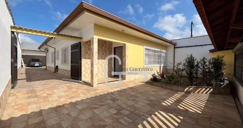 Casa com 3 dormitórios à venda, 186 m² por R$ 650.000,00 - Balneário Stella Maris - Peruíbe/SP