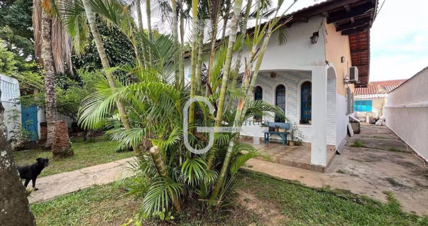 Casa com 2 dormitórios à venda, 166 m² por R$ 450.000,00 - Balneário Stella Maris - Peruíbe/SP