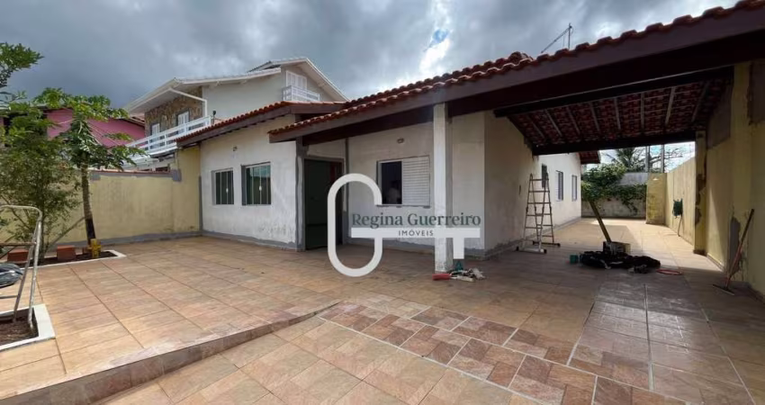 Casa com 3 dormitórios à venda, 186 m² por R$ 650.000,00 - Belmira Novaes - Peruíbe/SP