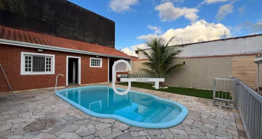 Casa com 3 dormitórios à venda, 140 m² por R$ 600.000,00 - Estância Balneária Maria Helena Novaes - Peruíbe/SP