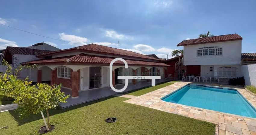 Casa com 3 dormitórios à venda, 205 m² por R$ 758.000,00 - Parque Balneário Oásis - Peruíbe/SP