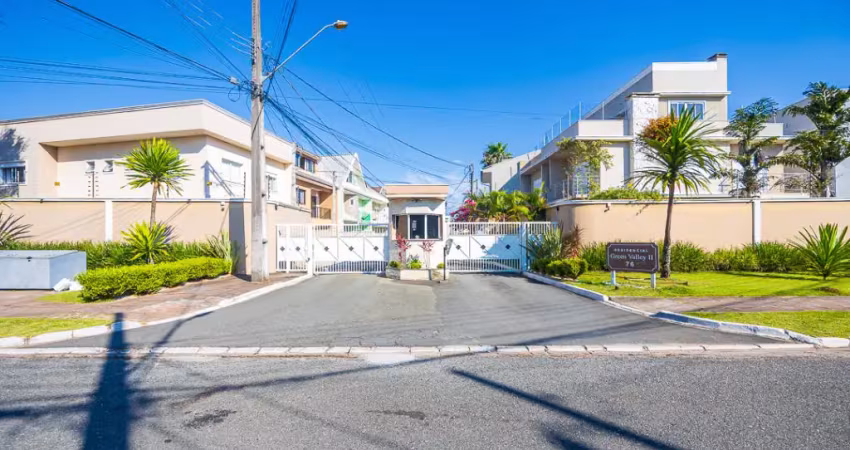 Casa em condomínio com 3 suítes com possibilidade de compra de mais um terreno no uberaba