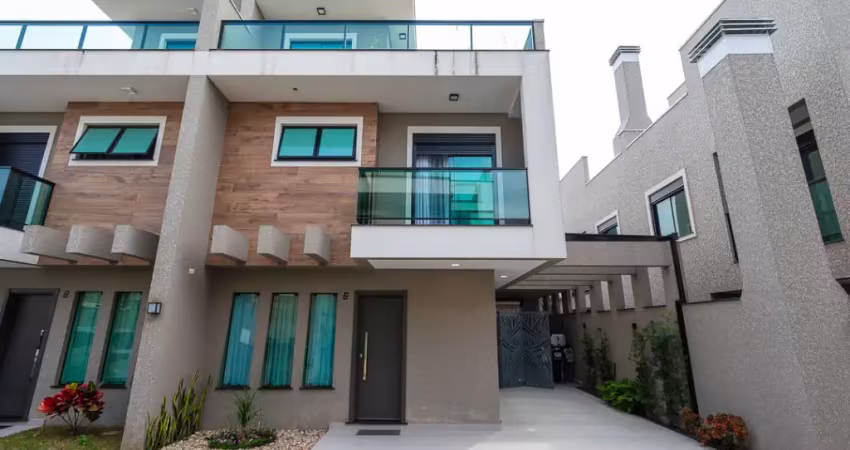 Sobrado triplex com terraço em condomínio finamente decorado no jardim das américas
