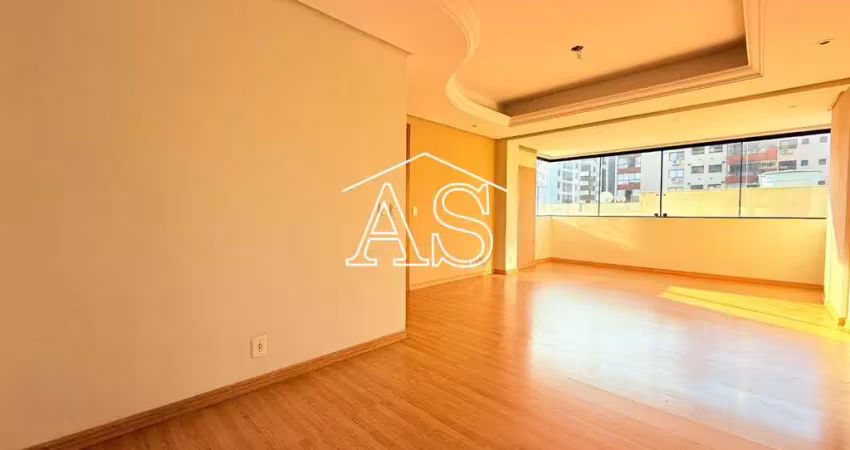 Apartamento com 3 quartos à venda na Rua Eça de Queiroz, 819, Petrópolis, Porto Alegre