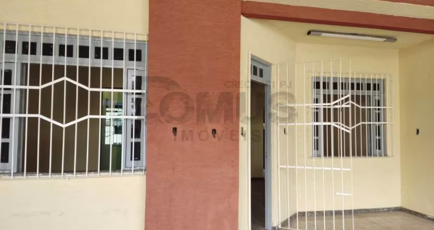 Casa Para Vender com 3 quartos 1 suíte no bairro Luzia em Aracaju