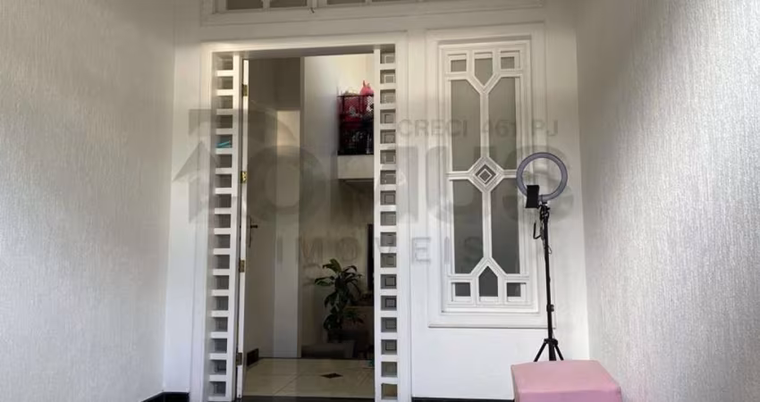 Casa Para Vender com 4 quartos 4 suítes no bairro Luzia em Aracaju