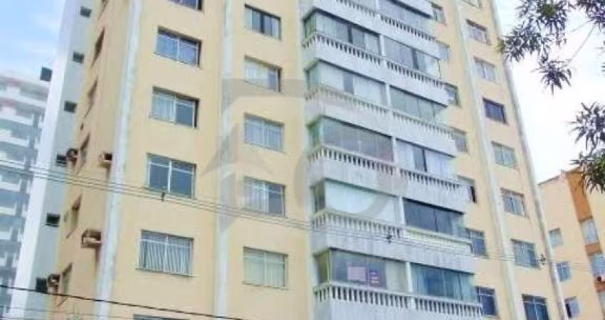 Apartamento Para Vender com 4 quartos 3 suítes no bairro Treze de Julho em Aracaju