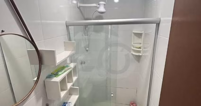 Casa Para Vender com 4 quartos 3 suítes no bairro Getúlio Vargas em Aracaju