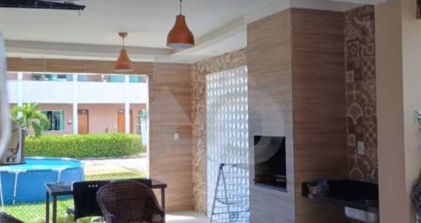 Casa a venda em condomínio fechado no Bairro Aruana