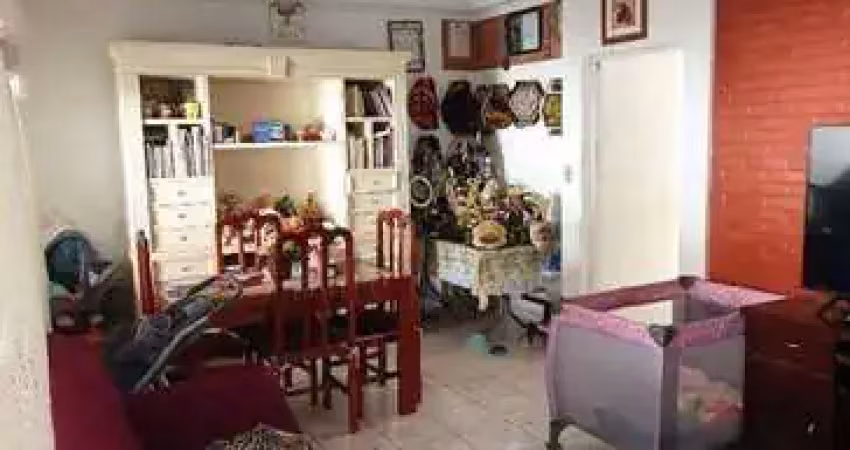 Casa no Bairro Santa Maria, em Santo André
