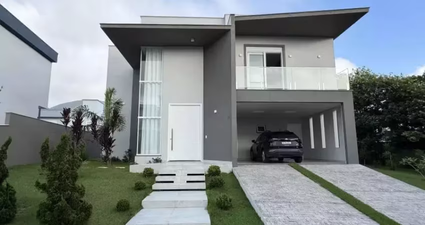 Casa com 4 Suites em  Condomínio Fechado - Praia dos Ingleses