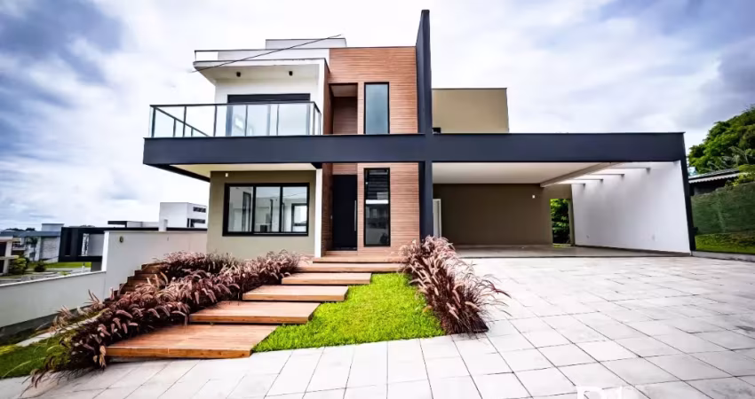 casa em condomínio fechado com piscina exclusiva