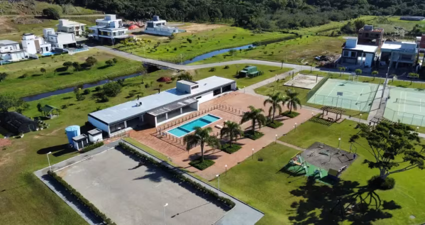 Terreno à Venda no Condomínio Jardim Ingleses – Alto Padrão e Infraestrutura Completa