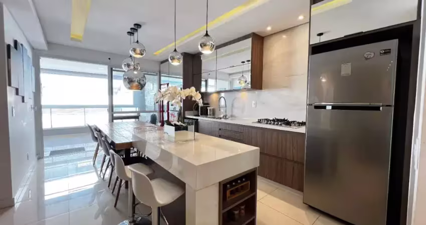 Rw - apartamento mobiliado de alto padrão com 3 dormitórios em condomínio completo perto do mar
