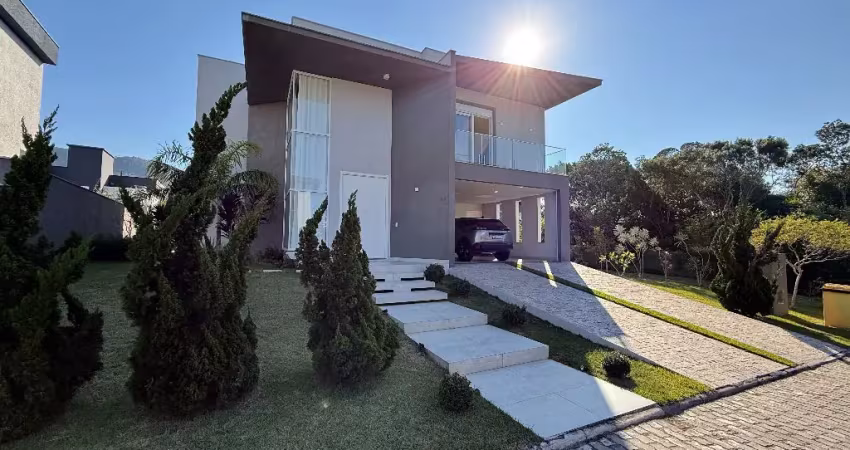 Rw - casa mobiliada em condomínio fechado com 4 suítes – conforto, acessibilidade e sofisticação em 285m²