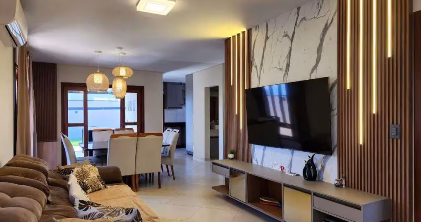 Venda de sobrado de alto padrão com 3 suítes, área gourmet e quintal no condomínio residencial real park, sumaré/sp