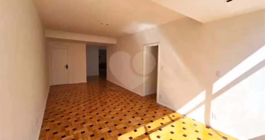 Apartamento com 3 quartos à venda na Rua Silva Castro, Copacabana, Rio de Janeiro