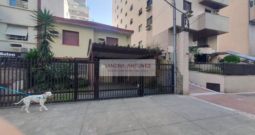 Casa em Pompéia, Santos/SP