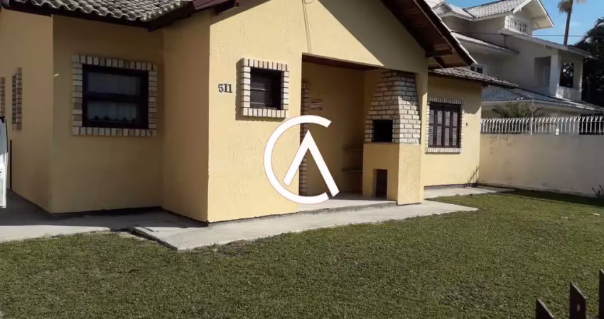 2 Casas Geminadas Mobiliadas, Terreno Amplo, Ingleses Norte - Oportunidade Única