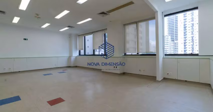 Sala comercial à venda na Rua Ministro Gabriel de Rezende Passos, 556, Moema, São Paulo