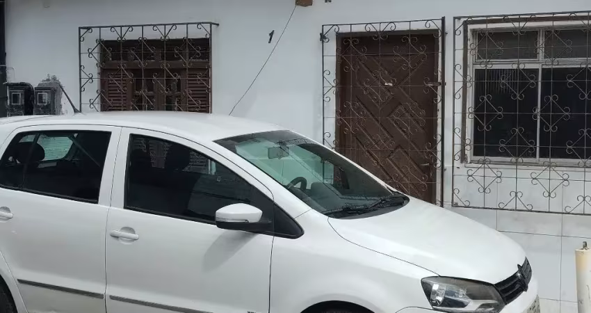 Casa com 2 quartos à venda na Rua do Bispo, 14, Itapuã, Salvador