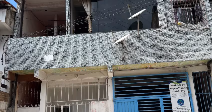 Kitnet / Stúdio para alugar na Rua Nossa Senhora da Conceição, 21, Itapuã, Salvador